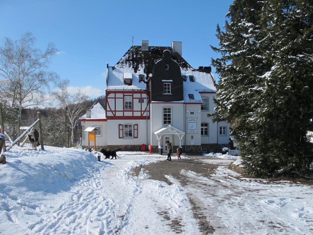Waldhotel Forsthaus Remstecken 코블렌츠 외부 사진
